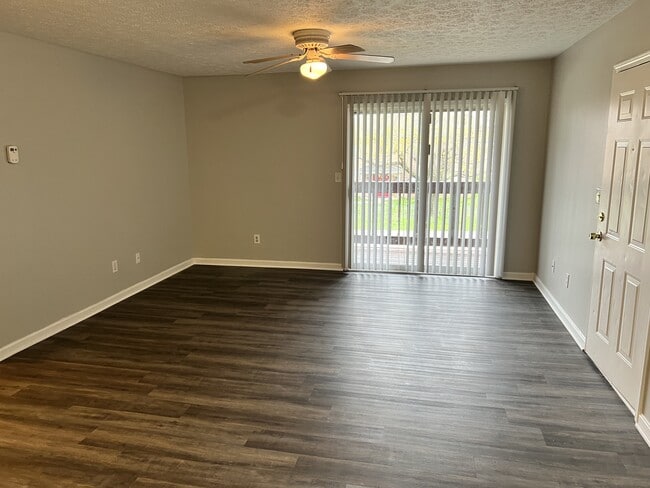 4107 Blue Lick Ct Unidad 4107-8
