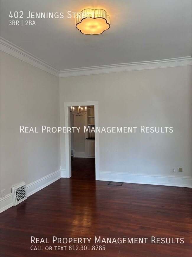 Photo - 402 W Jennings St