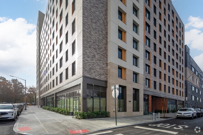 Photo - Chestnut Commons