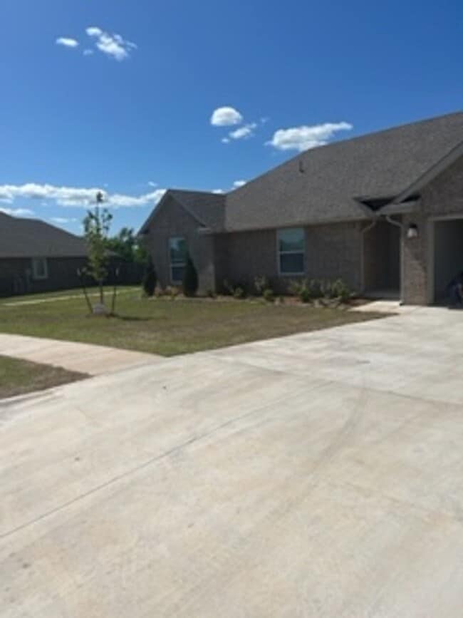 Newly Built! - Newly Built! House