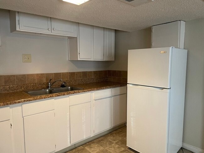 Photo - Located in Downtown Parkville