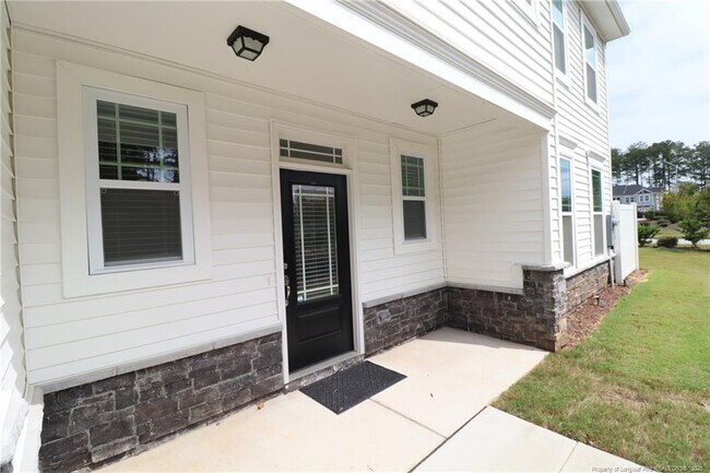 Photo - 104 Kineton Woods Way