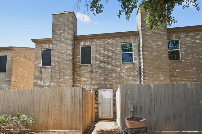 Building Photo - 3102 Holly Hall St Unit 3102 Rental