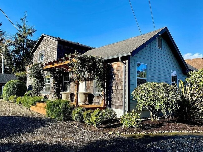 Photo - 25009 Vernon Ave