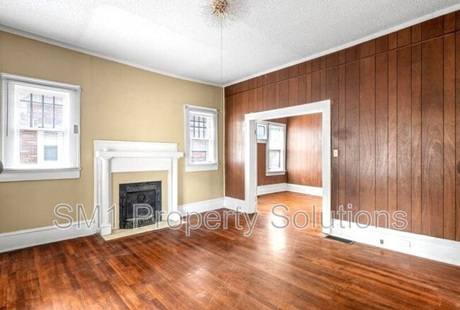 Photo - 2360 N Patterson Ave