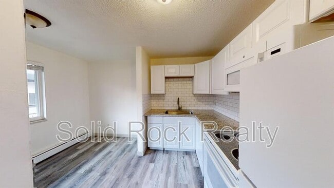 Photo - 1411 S Corona Ave Unidad 10