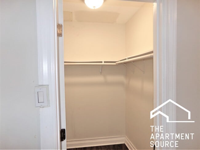 Photo - 2129 N Dayton St Unit G3