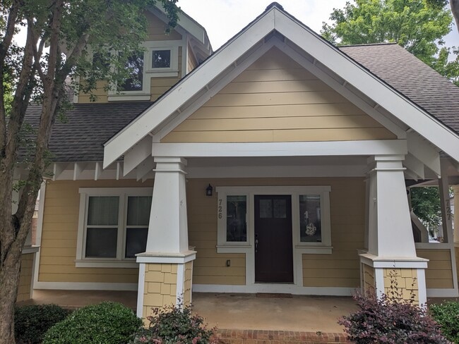 Photo - 490 Barnett Shoals Rd Unidad 726 Rental