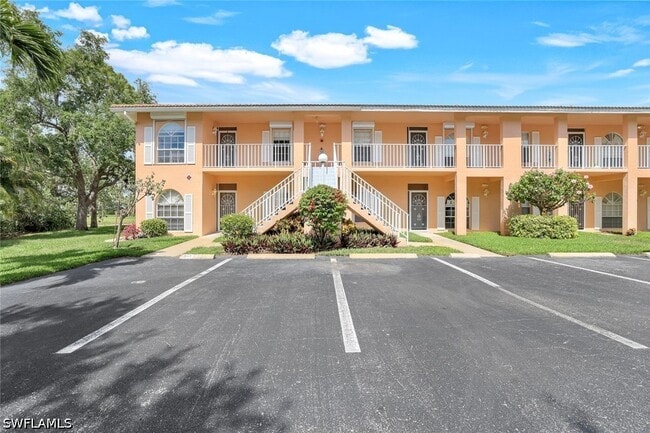 Building Photo - 555 Augusta Blvd Unit 3-1