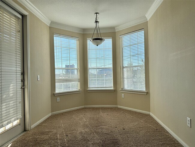 Photo - 7575 Kirby Dr Unit 2218