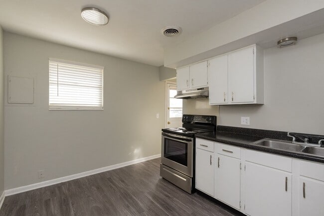 Photo - The Village at Hermitage