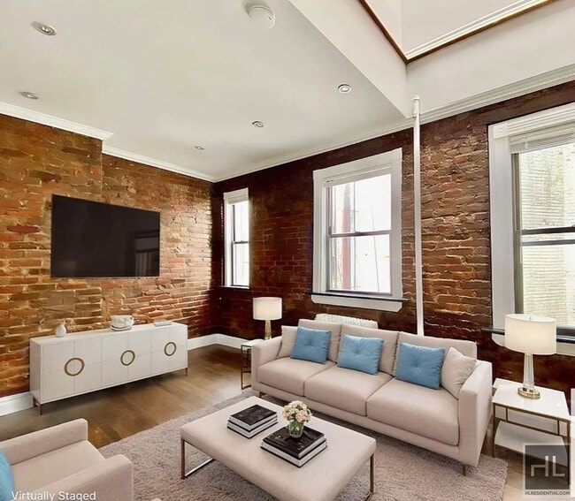 Building Photo - E 13TH ST.