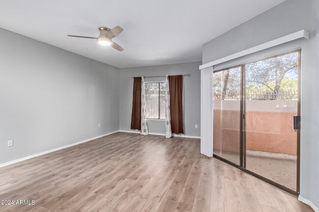 Photo - 10030 W Indian School Rd