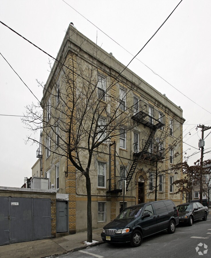 Photo - 1701 Central Ave