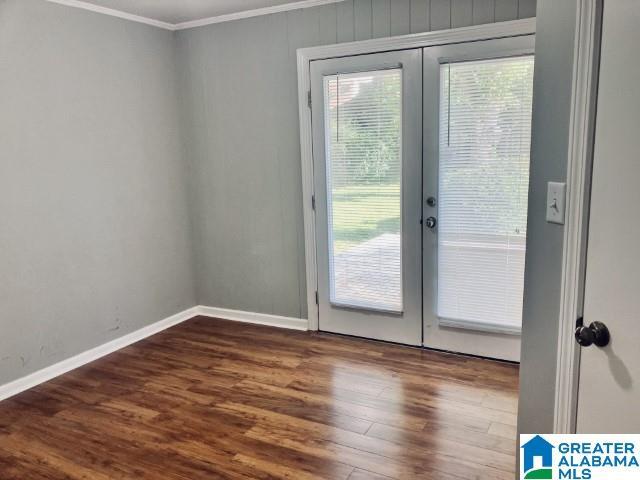 Photo - 410 32nd E Pl