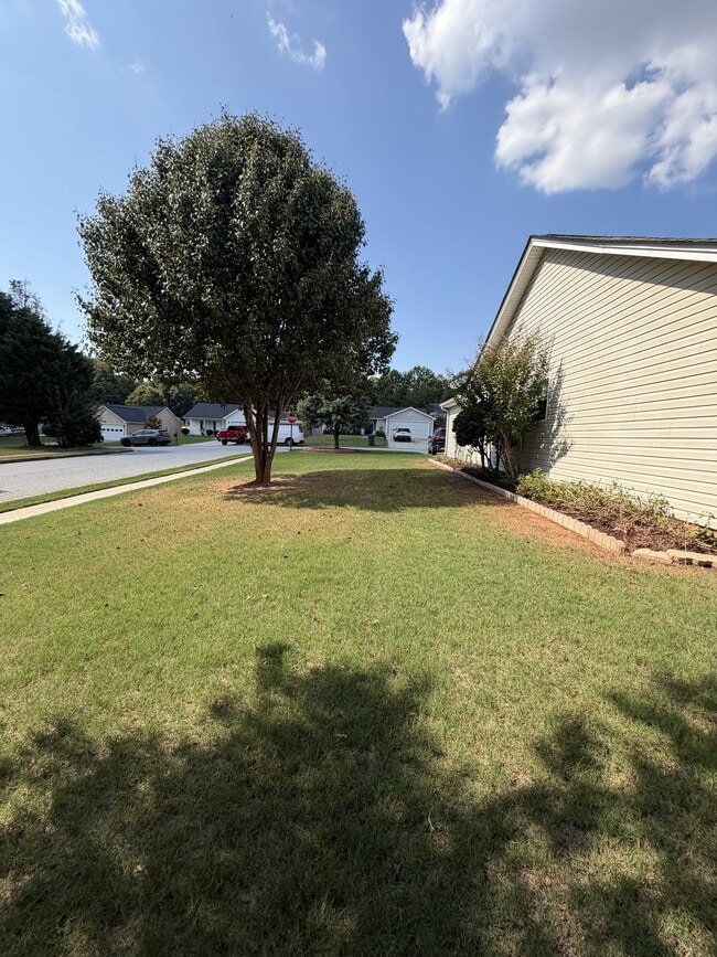 490 Amelia Grove Ln
