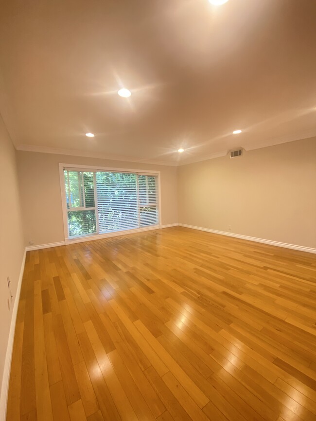 Living Room - 1139 S Bedford St Apartments Unit 4