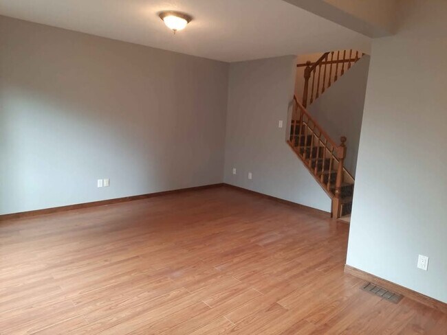 Living Room - 276 Christopher Dr