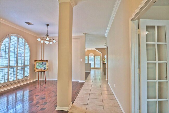 Photo - 4530 Springfield Lakes St