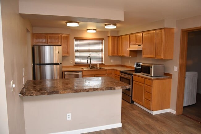 Photo - Modern Living with Private Oasis & Ample Storage