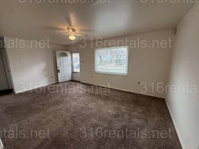 Photo - $815 - 2 bedroom/ 1 bathroom - Single Family Home