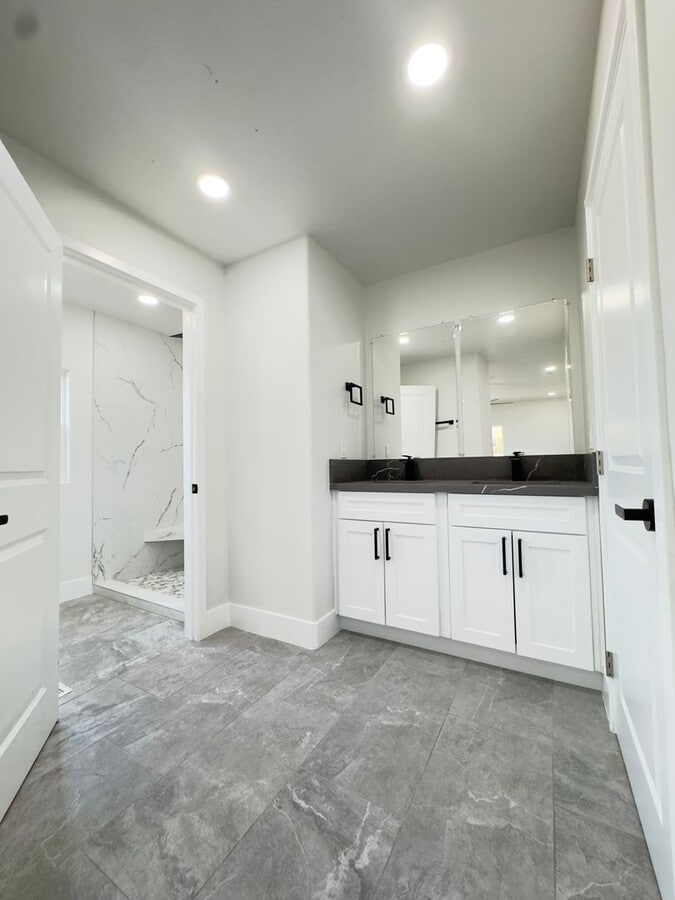 Photo - Beautifully spacious 2 bedroom 2 bath