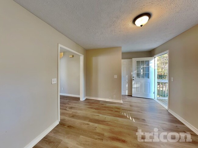 Photo - 3721 Cherokee Overlook Dr