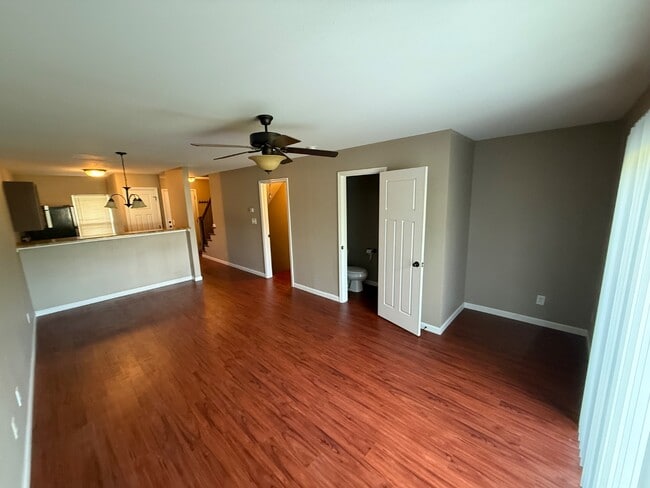 Building Photo - 526 Nepute St