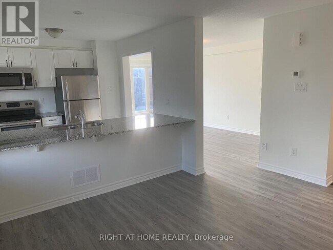 Photo - 46 Squashberry Ln