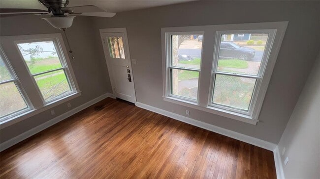 Photo - 1204 W 22nd St