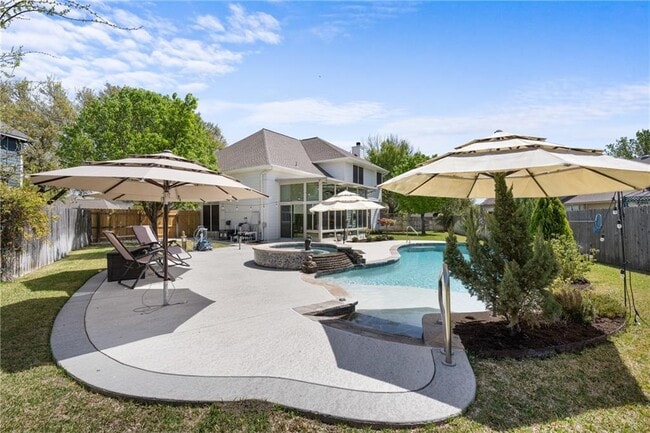 Photo - 112 Trotter Dr House