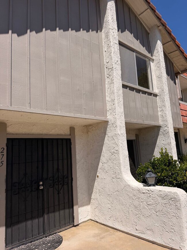 275 Green Heath Pl
