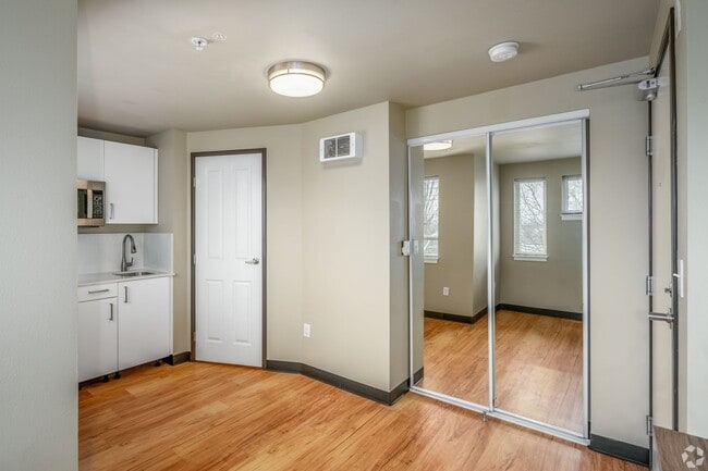 Photo - Sophie Studios