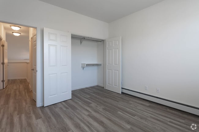 2BR,2.5BA -1775SF Master Bedroom