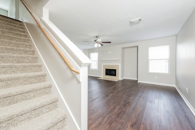 Photo - 3330 Legends Mill Dr