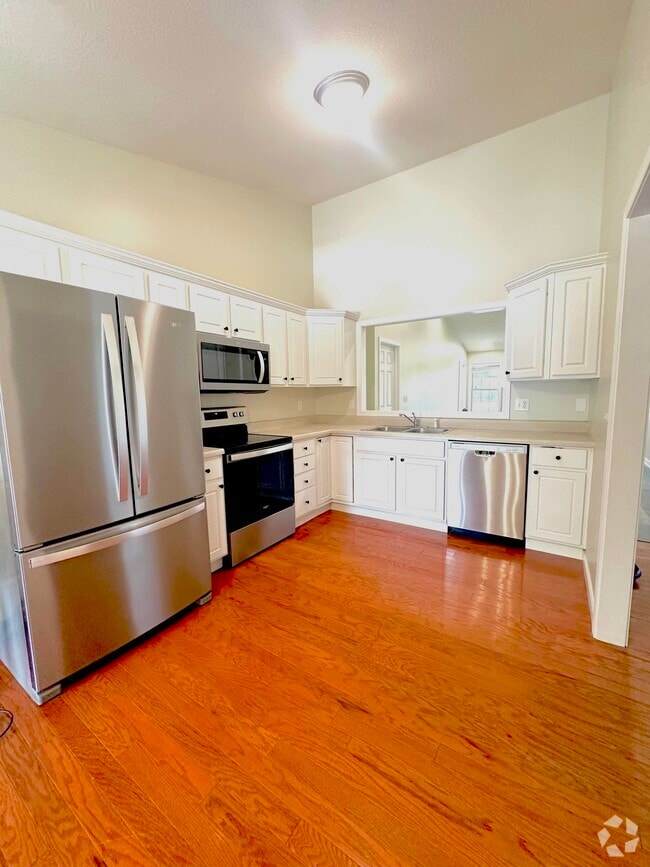 Building Photo - 824 Sedgegrass Dr Rental
