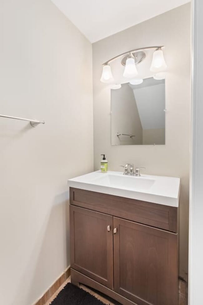 Photo - 692 E Ferry St Unit ID1228681P