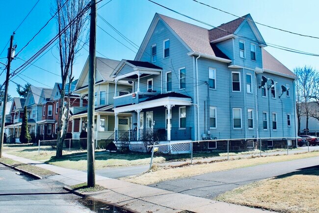 49-51-51 Brownell Ave Unit 2nd