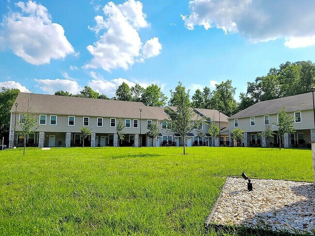 Photo - Mount Laurel Manor Apartments