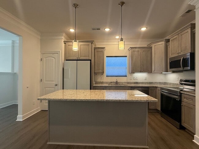 Photo - Like New Norfolk Single Family Home