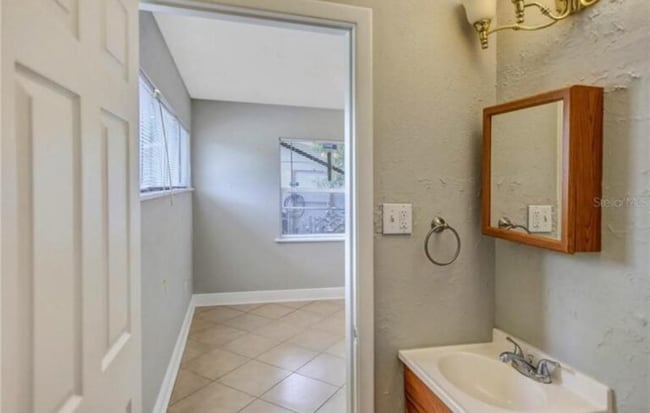 Photo - 7604 Boice St