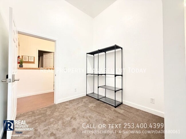 Photo - 2817 9th St SW Unit 3
