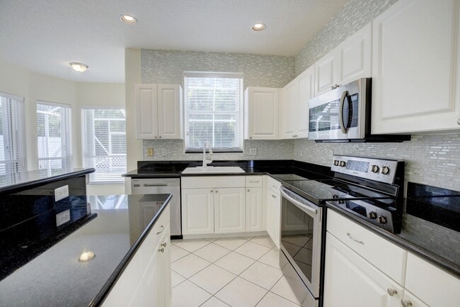 Photo - 7715 Colony Lake Dr