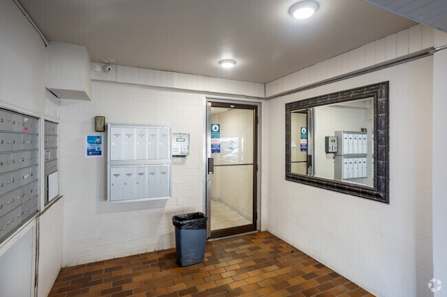 Photo - Downtown Edmonton Apartments