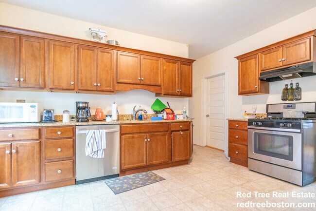 Photo - 15 Romsey St Unit 1