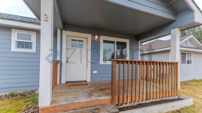 Photo - 7125 N Crestline St