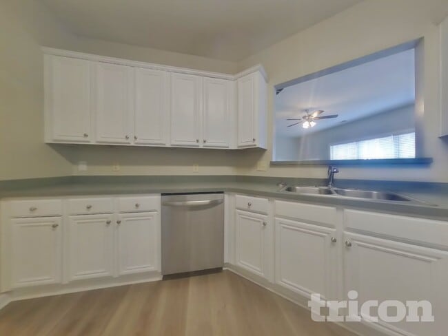 Photo - 111 Bethany Manor Dr