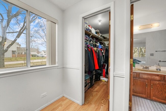 Photo - 608 Hanover Ct Unit Z1