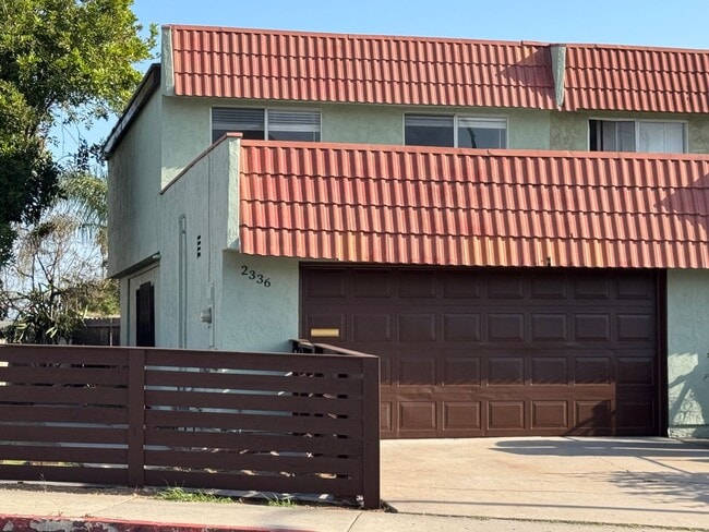 Building Photo - Upgraded National City 4-Br. + 2-car Garage