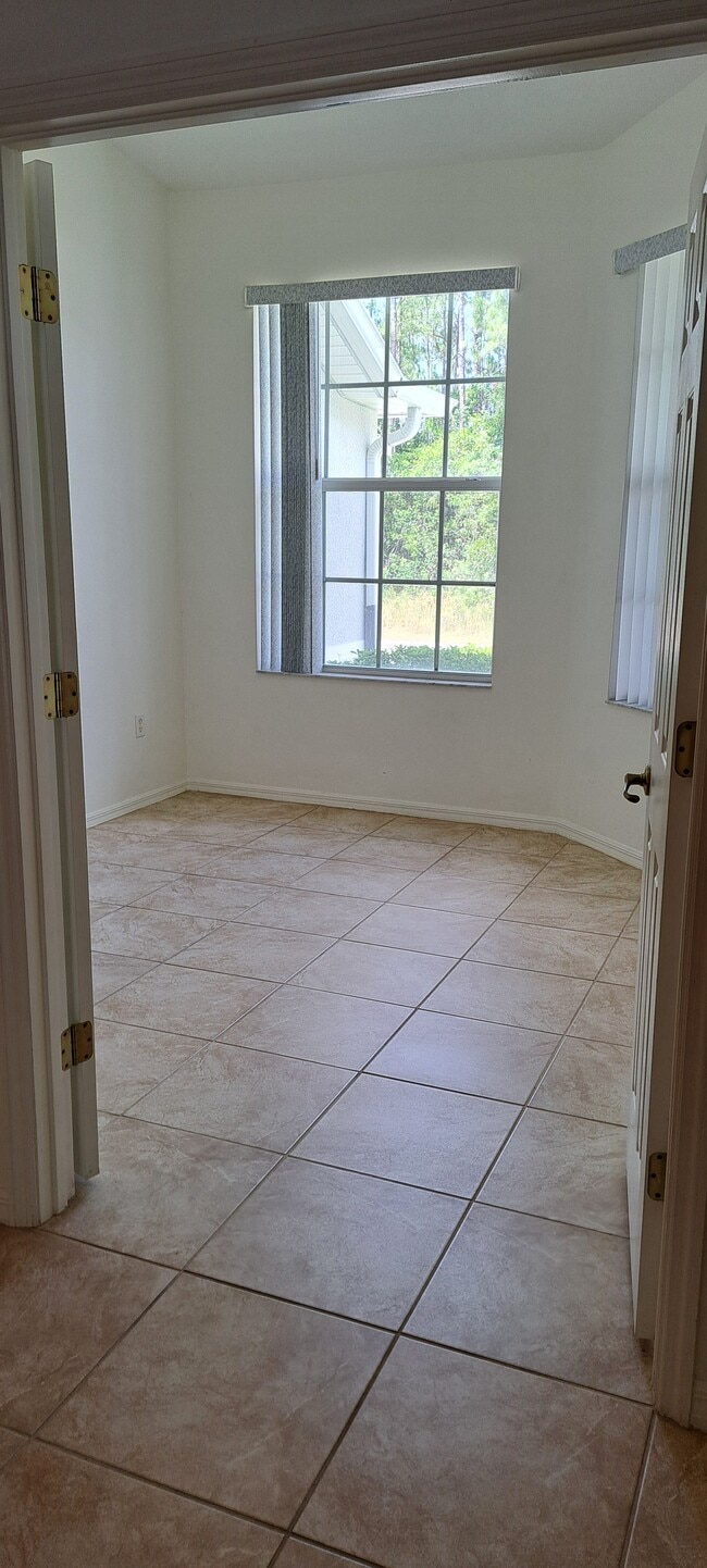 Photo - 1117 Sexton Rd SW